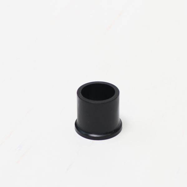 Rear shaft middle plastic spacer